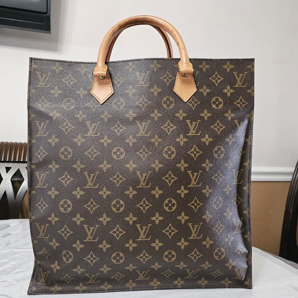 #0040-1238 Louis Vuitton Monogram PLAT Sac